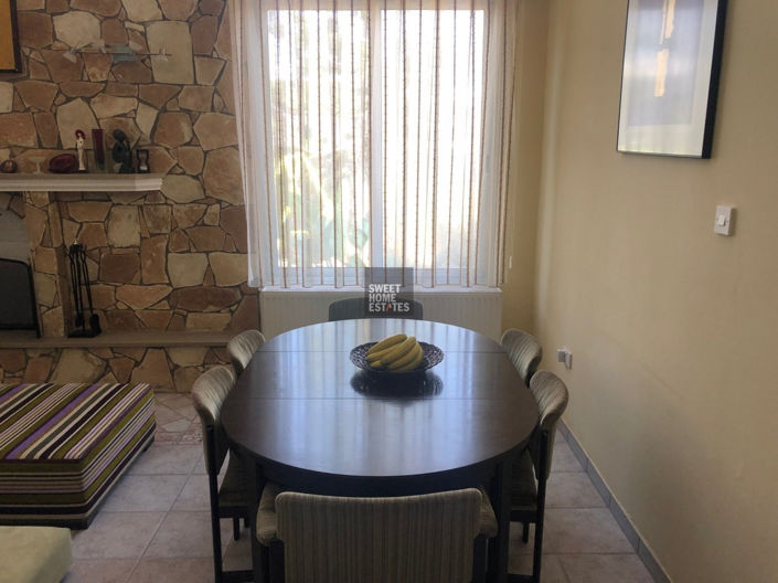 Image No.16-5 Bed House for sale