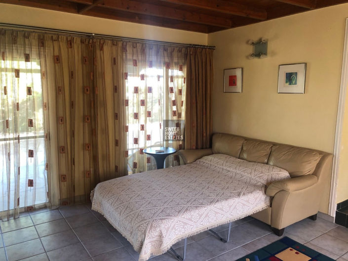 Image No.24-5 Bed House for sale