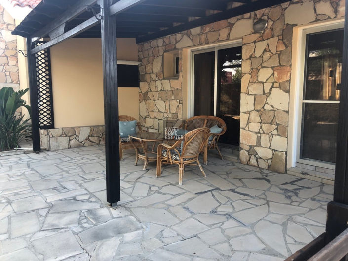 Image No.3-5 Bed House for sale