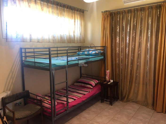 Image No.36-5 Bed House for sale