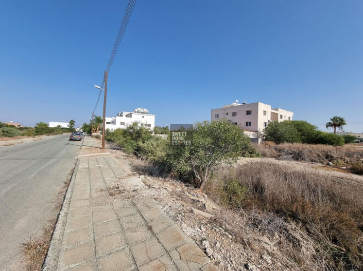 Image No.3-Terrain à vendre à Paralimni