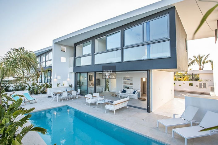 Image No.1-3 Bed House for sale