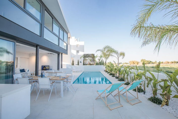 Image No.20-3 Bed House for sale