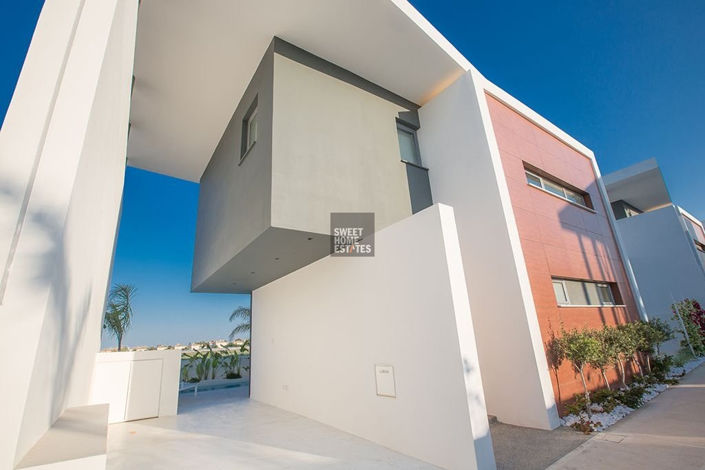 Image No.23-3 Bed House for sale