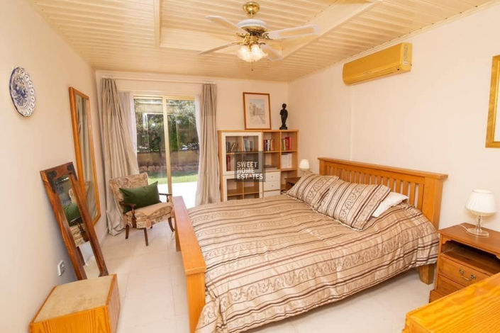 Image No.19-Maison de 6 chambres à vendre à Deryneia