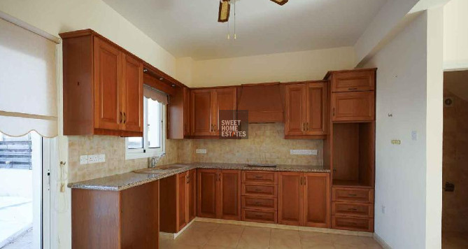 Image No.5-2 Bed House for sale