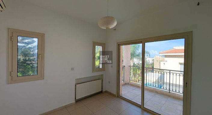 Image No.12-3 Bed House for sale