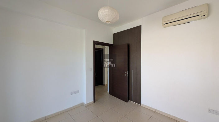 Image No.19-3 Bed House for sale