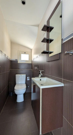 Image No.22-3 Bed House for sale