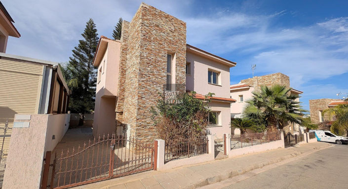 Image No.23-3 Bed House for sale