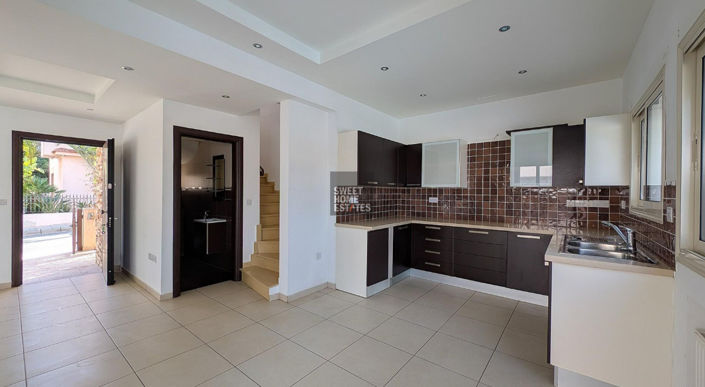 Image No.4-3 Bed House for sale