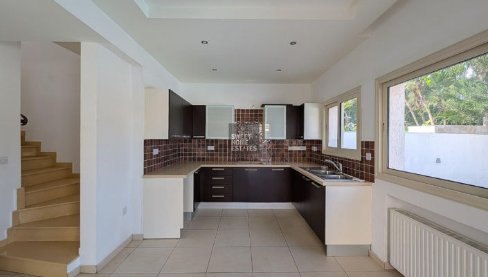 Image No.5-3 Bed House for sale