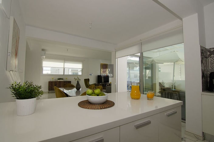 Image No.15-3 Bed House for sale