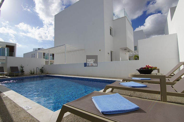 Image No.6-3 Bed House for sale