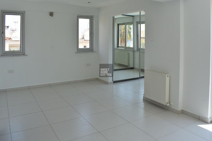 Image No.10-Maison de 4 chambres à vendre à Kapparis