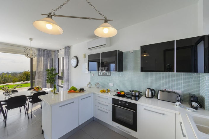 Image No.4-3 Bed House for sale