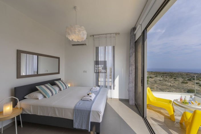 Image No.6-3 Bed House for sale