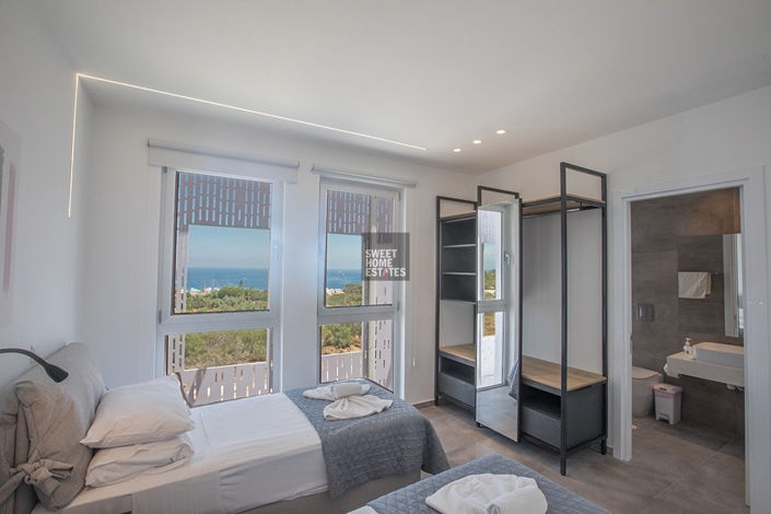 Image No.27-6 Bed House for sale