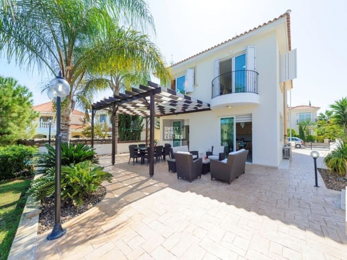 Image No.2-Maison de 5 chambres à vendre à Protaras