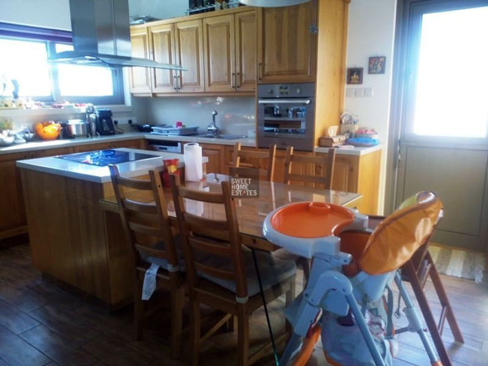 Image No.11-4 Bed House for sale