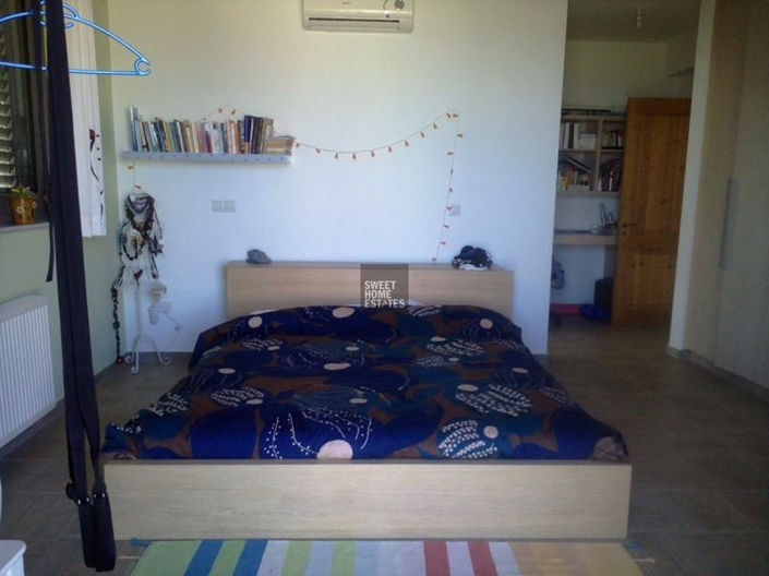 Image No.13-4 Bed House for sale