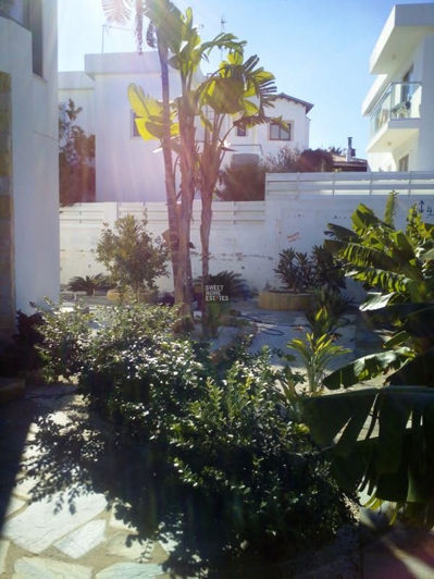 Image No.30-4 Bed House for sale