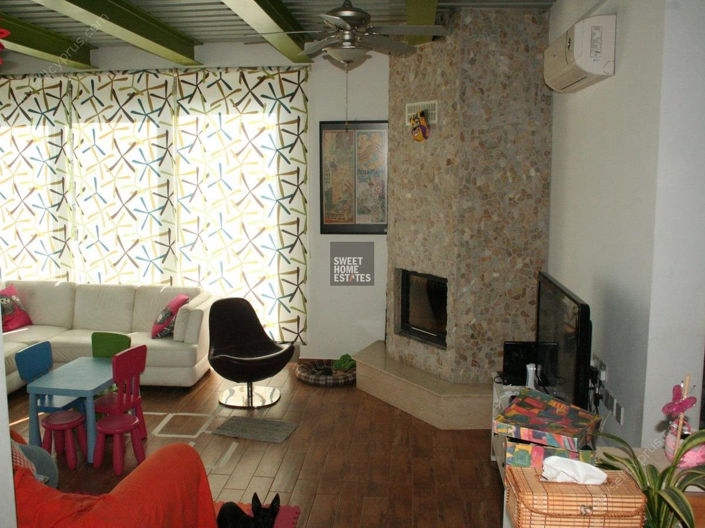 Image No.7-4 Bed House for sale