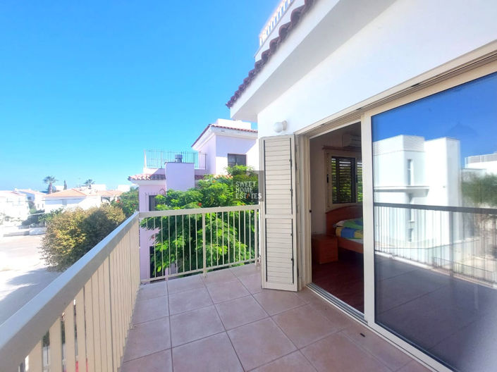 Image No.23-Maison de 4 chambres à vendre à Ayia Triada