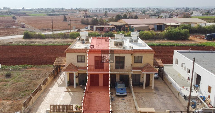 Image No.1-3 Bed Townhouse for sale