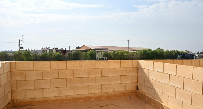 Image No.8-3 Bed Townhouse for sale