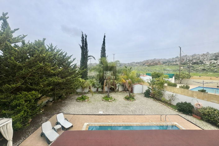 Image No.3-4 Bed House for sale