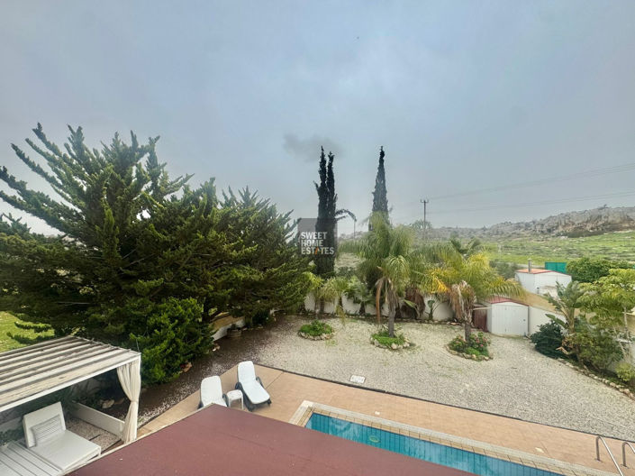 Image No.32-4 Bed House for sale