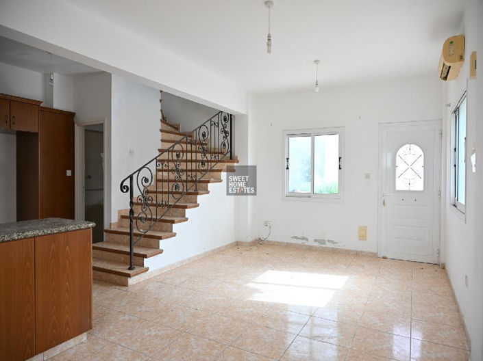 Image No.4-2 Bed House for sale