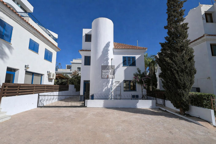 Image No.2-3 Bed House for sale