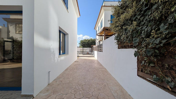 Image No.23-3 Bed House for sale