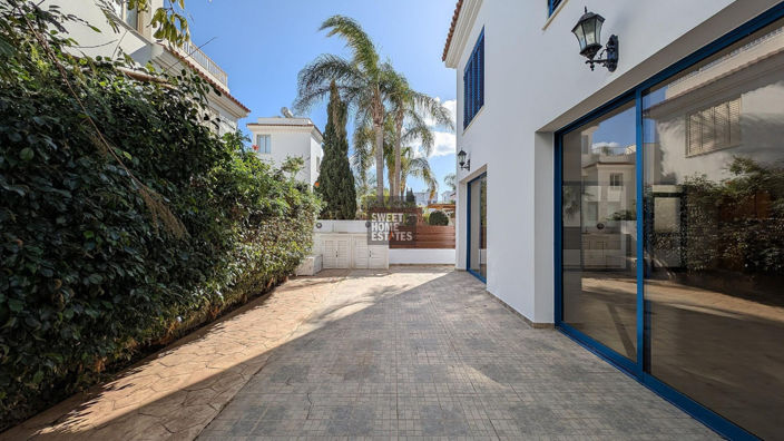 Image No.25-3 Bed House for sale