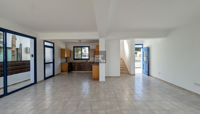 Image No.6-3 Bed House for sale