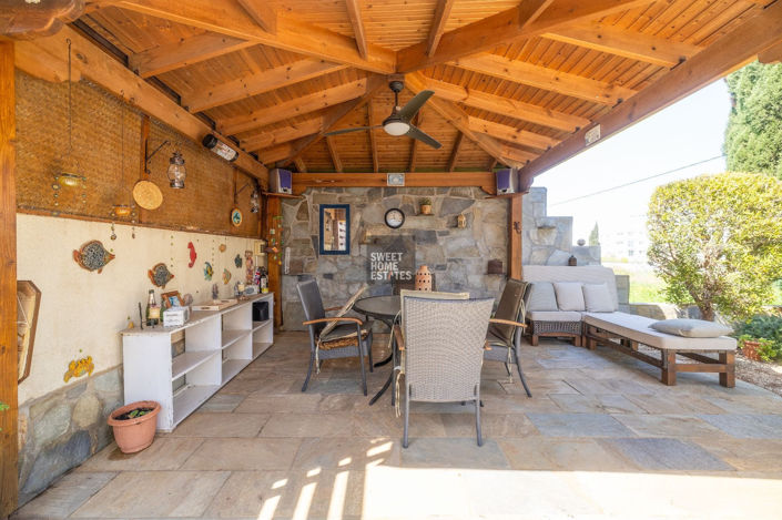 Image No.22-4 Bed House for sale