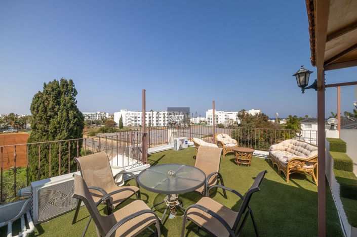 Image No.27-4 Bed House for sale