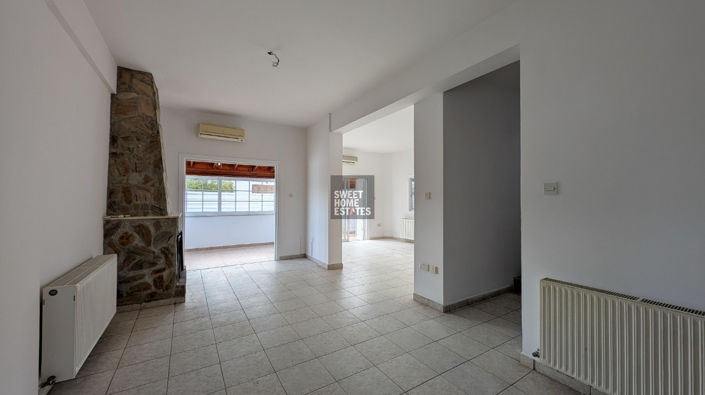 Image No.13-3 Bed House for sale