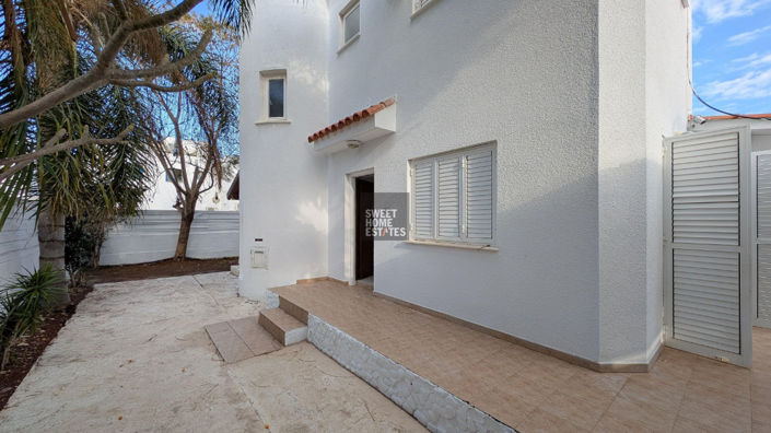 Image No.2-3 Bed House for sale