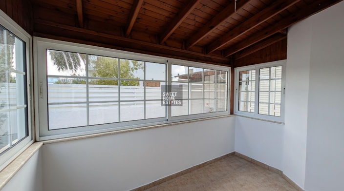 Image No.21-3 Bed House for sale