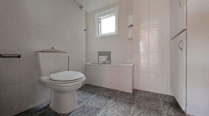 Image No.27-3 Bed House for sale