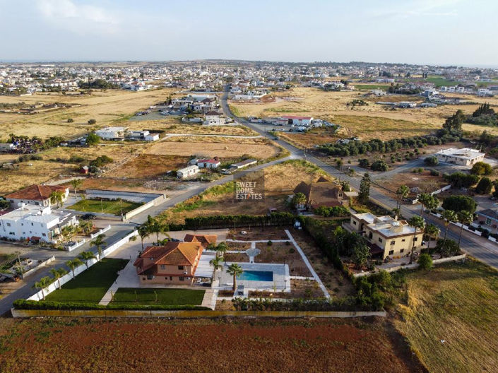 Image No.4-Maison de 4 chambres à vendre à Xylophaghou