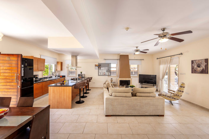 Image No.15-3 Bed House for sale