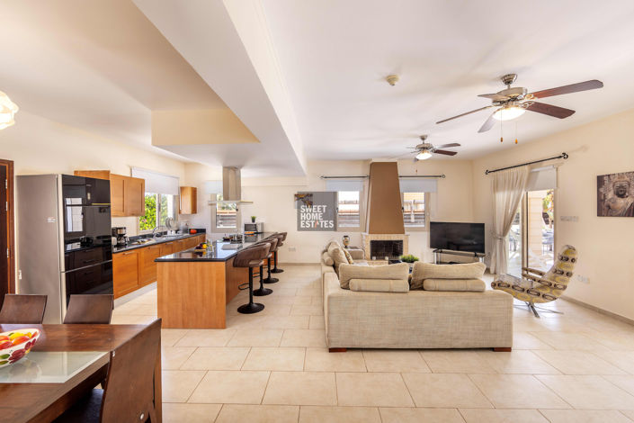 Image No.16-3 Bed House for sale