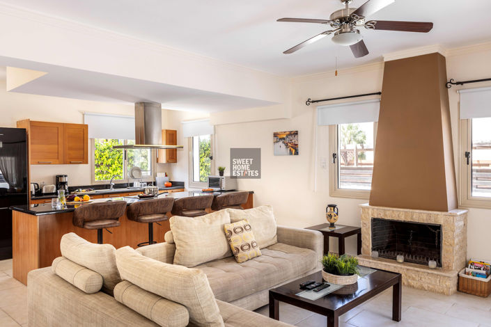 Image No.2-3 Bed House for sale