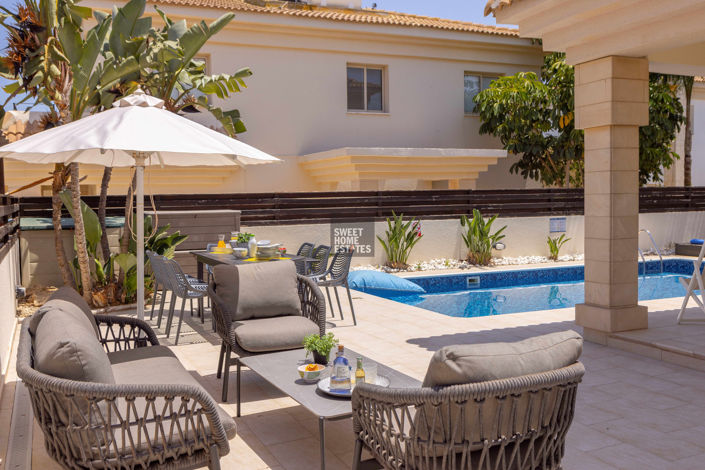 Image No.37-3 Bed House for sale