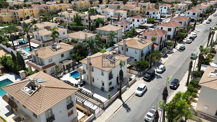 Image No.49-3 Bed House for sale