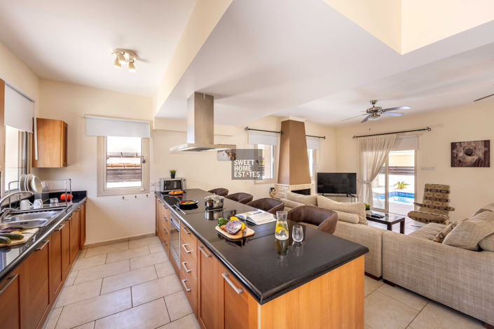 Image No.7-3 Bed House for sale